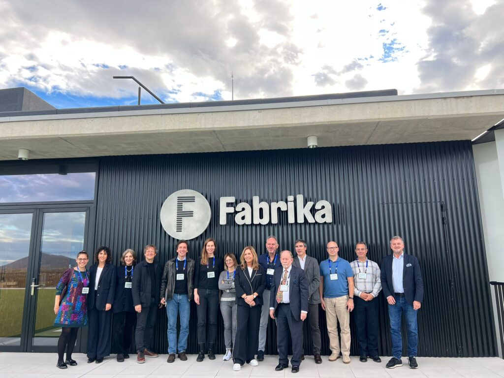 Delegates to the SME Assembly in front of the Fabrika building